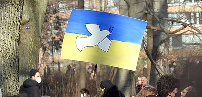 Frieden für die Ukraine scheint selbst nach einem Jahr Krieg noch immer fern zu sein. Foto: Fundus/Anne Thorau